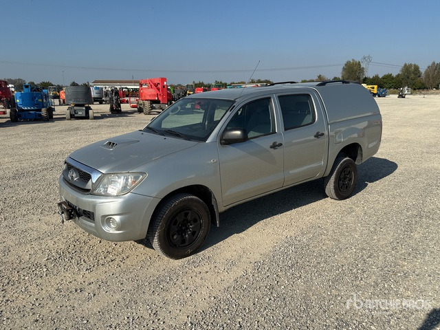 2010 Toyota Hylux 4x4 Crew Cab Pickup - شاحنة البيك أب: صورة 1 2010 Toyota Hylux 4x4 Crew Cab Pickup - شاحنة البيك أب: صورة 1