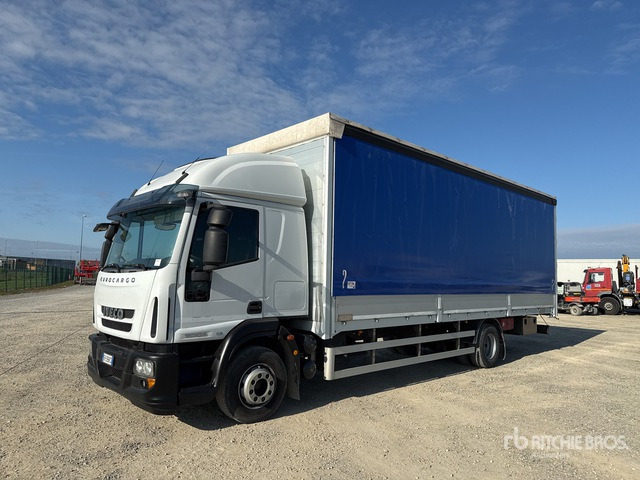 2011 Iveco Eurocargo 160E28 4x2 Curtain Side Truck - شاحنة ستارة: صورة 2 2011 Iveco Eurocargo 160E28 4x2 Curtain Side Truck - شاحنة ستارة: صورة 2