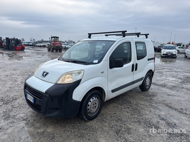 2011 Peugeot Bipper Van Truck - شاحنة مقفلة: صورة 1 2011 Peugeot Bipper Van Truck - شاحنة مقفلة: صورة 1