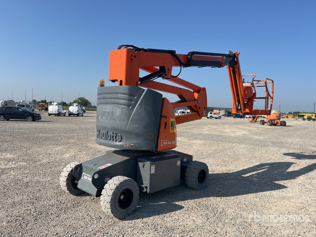 2012 Haulotte HA15IP Articulating Boom Lift - شاحنة ذراع مفصلي: صورة 3 2012 Haulotte HA15IP Articulating Boom Lift - شاحنة ذراع مفصلي: صورة 3