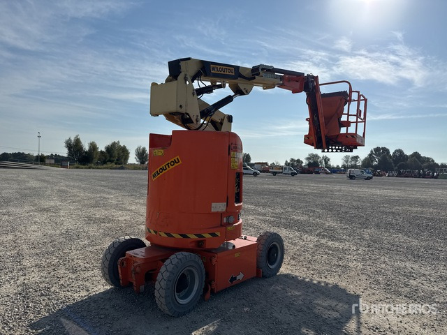 2012 JLG E300 AJP Electric Articulating Boom Lift - شاحنة ذراع مفصلي: صورة 4 2012 JLG E300 AJP Electric Articulating Boom Lift - شاحنة ذراع مفصلي: صورة 4