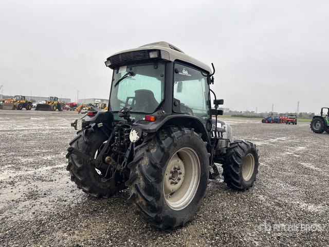 2012 Lamborghini R2.90 4WD Tractor - جرار: صورة 3 2012 Lamborghini R2.90 4WD Tractor - جرار: صورة 3