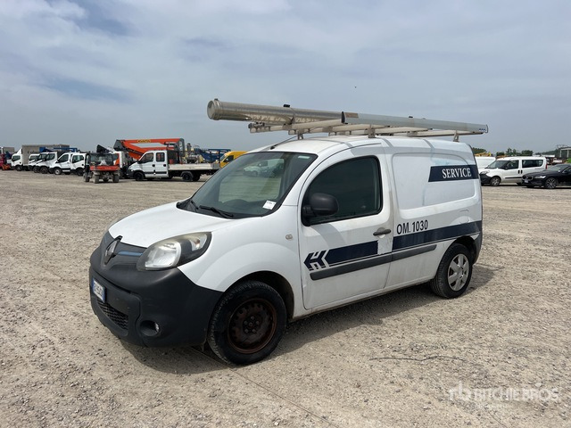 2014 Renault Kangoo Electric Van Truck - فان المدمجة: صورة 2 2014 Renault Kangoo Electric Van Truck - فان المدمجة: صورة 2
