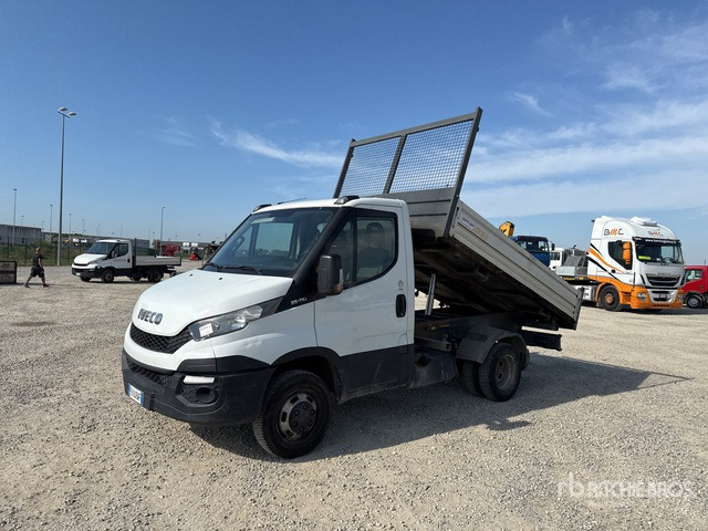 2015 Iveco Daily 35-110 Autocarro ribaltabile: carichi leggeri - قلاب صغير: صورة 2 2015 Iveco Daily 35-110 Autocarro ribaltabile: carichi leggeri - قلاب صغير: صورة 2