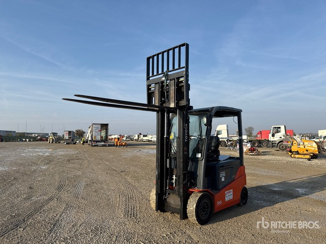 2015 Toyota 8FNMKT25 Electric Forklift - رافعة شوكية كهربائية: صورة 1 2015 Toyota 8FNMKT25 Electric Forklift - رافعة شوكية كهربائية: صورة 1