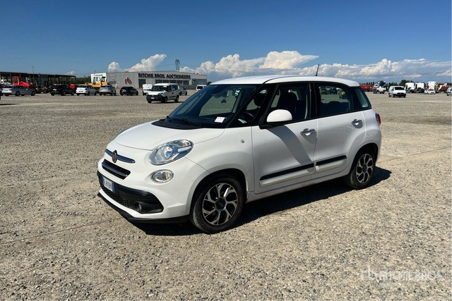 2017 Fiat 500L Autovettura - سيارة: صورة 1 2017 Fiat 500L Autovettura - سيارة: صورة 1