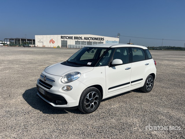 2019 Fiat 500L Automobile - سيارة: صورة 1 2019 Fiat 500L Automobile - سيارة: صورة 1