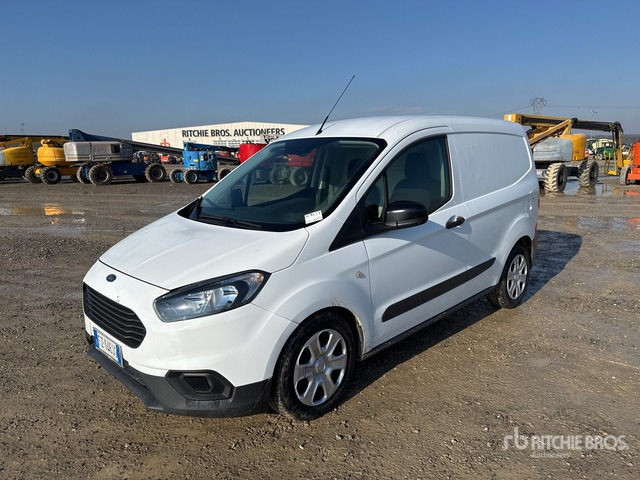 2019 Ford Transit COURIER 1.5 TDCI 75 CV TREND Van Truck - شاحنة مقفلة: صورة 1 2019 Ford Transit COURIER 1.5 TDCI 75 CV TREND Van Truck - شاحنة مقفلة: صورة 1