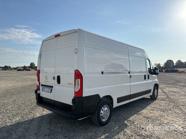 2020 Peugeot Boxer 333 L3H2 2.2 BLUEHDU 140CV S&S Van Truck - فان المدمجة: صورة 4 2020 Peugeot Boxer 333 L3H2 2.2 BLUEHDU 140CV S&S Van Truck - فان المدمجة: صورة 4