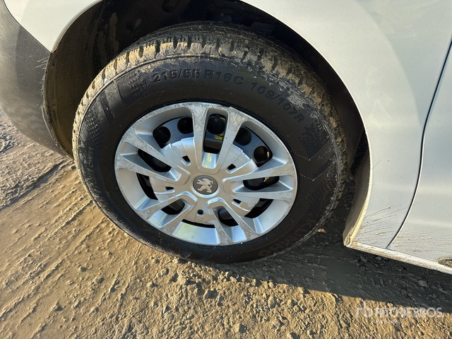 2020 Peugeot Expert 2.0 BLUEHDI 120 SeS PREMIUM STAND Van Truck - شاحنة مقفلة: صورة 5 2020 Peugeot Expert 2.0 BLUEHDI 120 SeS PREMIUM STAND Van Truck - شاحنة مقفلة: صورة 5