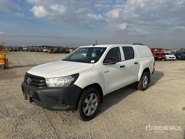 2020 Toyota Hilux Crew Cab Pickup - شاحنة البيك أب: صورة 1 2020 Toyota Hilux Crew Cab Pickup - شاحنة البيك أب: صورة 1