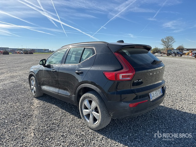 2020 Volvo XC40 D3 GEARTRONIC BUSINESS SUV - سيارة دفع رباعي: صورة 3 2020 Volvo XC40 D3 GEARTRONIC BUSINESS SUV - سيارة دفع رباعي: صورة 3