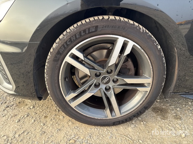 2021 Audi A4 2.0 TDI SLINE ED. S TRONIC Automobile - سيارة: صورة 4 2021 Audi A4 2.0 TDI SLINE ED. S TRONIC Automobile - سيارة: صورة 4