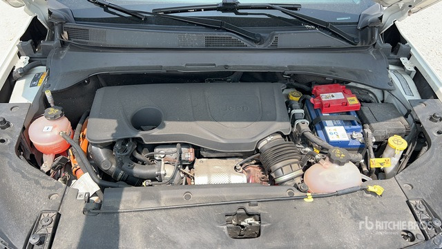 2021 Jeep Compass 1.3 T4 PHEV 190CV LIMITED 4XE SUV - سيارة دفع رباعي: صورة 5 2021 Jeep Compass 1.3 T4 PHEV 190CV LIMITED 4XE SUV - سيارة دفع رباعي: صورة 5