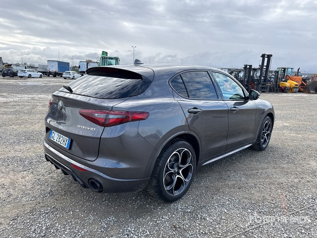 2022 Alfa Romeo Stelvio 2.2 TD Veloce Q4 154KW/210CV SUV - سيارة دفع رباعي: صورة 3 2022 Alfa Romeo Stelvio 2.2 TD Veloce Q4 154KW/210CV SUV - سيارة دفع رباعي: صورة 3