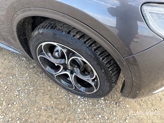 2022 Alfa Romeo Stelvio 2.2 TD Veloce Q4 154KW/210CV SUV - سيارة دفع رباعي: صورة 4 2022 Alfa Romeo Stelvio 2.2 TD Veloce Q4 154KW/210CV SUV - سيارة دفع رباعي: صورة 4