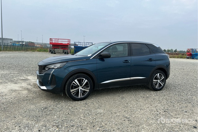 2022 Peugeot 3008 BLUEHDI 130 SeS ALLURE SUV - سيارة دفع رباعي: صورة 2 2022 Peugeot 3008 BLUEHDI 130 SeS ALLURE SUV - سيارة دفع رباعي: صورة 2