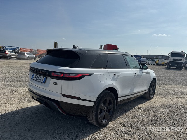 2023 Land Rover Velar 2.0 D I4 204 R-DYNAMIC S 4WD AUTO SUV - سيارة دفع رباعي: صورة 3 2023 Land Rover Velar 2.0 D I4 204 R-DYNAMIC S 4WD AUTO SUV - سيارة دفع رباعي: صورة 3