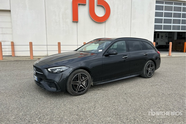 2023 Mercedes-Benz C300e SW PHEV PREMIUM PRO AUTO Automobile - سيارة: صورة 1 2023 Mercedes-Benz C300e SW PHEV PREMIUM PRO AUTO Automobile - سيارة: صورة 1