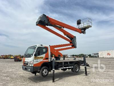 MITSUBISHI FUSO 6C15 2013 Socage DA328 28 m on 4x2 - منصة تلسكوبية محمولة على شاحنة: صورة 2 MITSUBISHI FUSO 6C15 2013 Socage DA328 28 m on 4x2 - منصة تلسكوبية محمولة على شاحنة: صورة 2