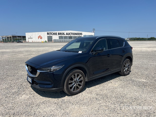 Mazda CX5 SUV - سيارة دفع رباعي: صورة 2 Mazda CX5 SUV - سيارة دفع رباعي: صورة 2