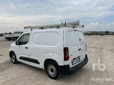 OPEL COMBO CARGO 1.5 DIESEL 100CV EDITION ... - شاحنة مقفلة: صورة 2 OPEL COMBO CARGO 1.5 DIESEL 100CV EDITION ... - شاحنة مقفلة: صورة 2