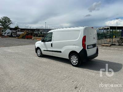 OPEL COMBO - شاحنة مقفلة: صورة 2 OPEL COMBO - شاحنة مقفلة: صورة 2