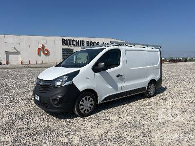 OPEL VIVARO - شاحنة مقفلة: صورة 1 OPEL VIVARO - شاحنة مقفلة: صورة 1