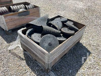 Qty of Seeder Wheels - إطارات: صورة 3 Qty of Seeder Wheels - إطارات: صورة 3