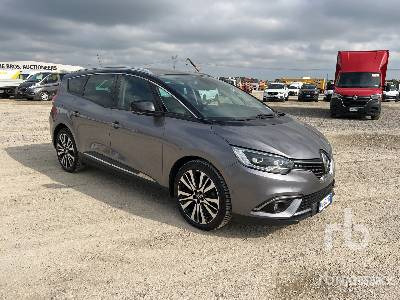 RENAULT GRAND SCENIC 7 Seats 1.7 BLUE INITIALE PARIS - سيارة: صورة 5 RENAULT GRAND SCENIC 7 Seats 1.7 BLUE INITIALE PARIS - سيارة: صورة 5