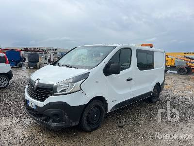 RENAULT TRAFIC 145 - شاحنة مقفلة: صورة 1 RENAULT TRAFIC 145 - شاحنة مقفلة: صورة 1