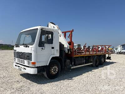 VOLVO FL7 Pesci SM160 on 6x2 - شاحنات مسطحة, شاحنة كرين: صورة 1 VOLVO FL7 Pesci SM160 on 6x2 - شاحنات مسطحة, شاحنة كرين: صورة 1