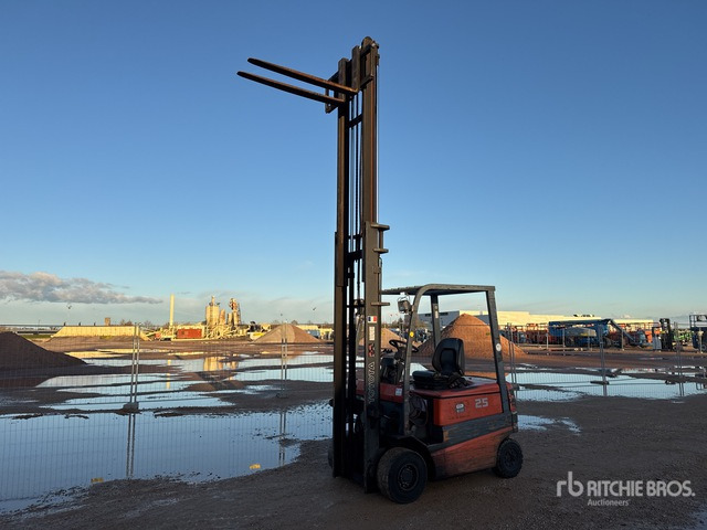 1998 Toyota 5FBE25 2500 kg Chariot Elevateur Elect ... Electric Forklift - رافعة شوكية كهربائية: صورة 2 1998 Toyota 5FBE25 2500 kg Chariot Elevateur Elect ... Electric Forklift - رافعة شوكية كهربائية: صورة 2