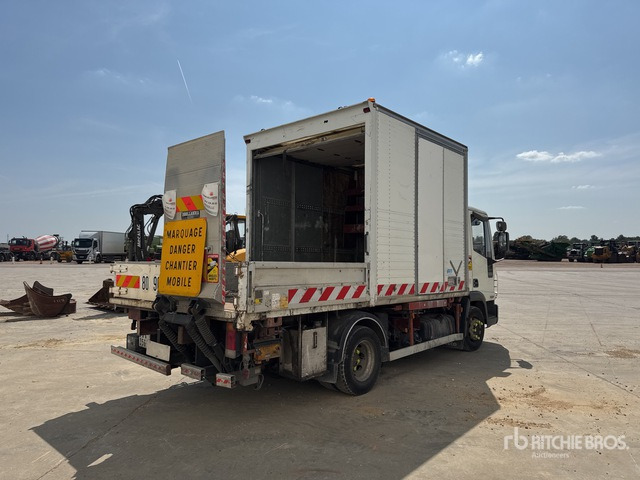 2003 Iveco Eurocargo 100E17 4x2 Camion Porte-Conteneur 4x2 Container Truck - شاحنة مقفلة: صورة 4 2003 Iveco Eurocargo 100E17 4x2 Camion Porte-Conteneur 4x2 Container Truck - شاحنة مقفلة: صورة 4