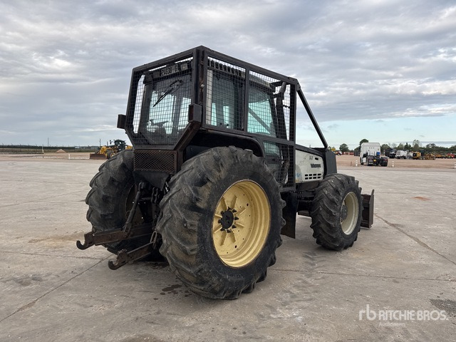 2003 Valmet 8950HI 4x4 Tracteur Agricole 4WD Tractor - جرار: صورة 3 2003 Valmet 8950HI 4x4 Tracteur Agricole 4WD Tractor - جرار: صورة 3