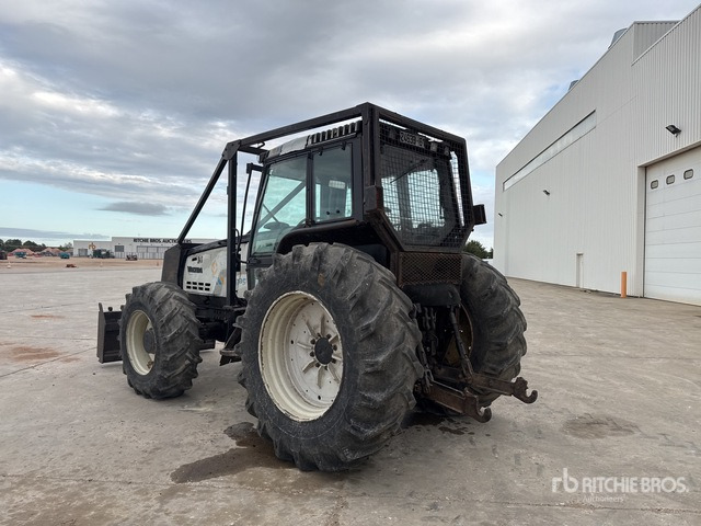2003 Valmet 8950HI 4x4 Tracteur Agricole 4WD Tractor - جرار: صورة 4 2003 Valmet 8950HI 4x4 Tracteur Agricole 4WD Tractor - جرار: صورة 4