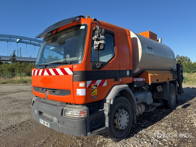 2005 Renault Prenium lander 320 dci 2005 Acmar on 4x2 Repandeuse A ... Asphalt Distributor Truck - موزع الأسفلت: صورة 2 2005 Renault Prenium lander 320 dci 2005 Acmar on 4x2 Repandeuse A ... Asphalt Distributor Truck - موزع الأسفلت: صورة 2