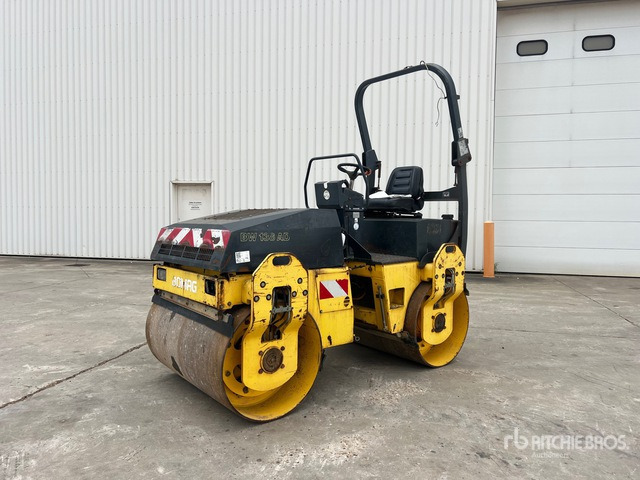 2006 Bomag BW138AD Compacteur Vibrant Tandem Double Drum Roller - مدحلة اسفلت: صورة 2 2006 Bomag BW138AD Compacteur Vibrant Tandem Double Drum Roller - مدحلة اسفلت: صورة 2