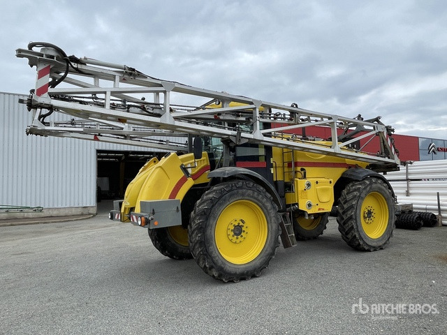 2007 Artec F40 36 m 4x4 High Clearance Pulveri ... Self-Propelled Sprayer - بخاخ مقطورة: صورة 1 2007 Artec F40 36 m 4x4 High Clearance Pulveri ... Self-Propelled Sprayer - بخاخ مقطورة: صورة 1