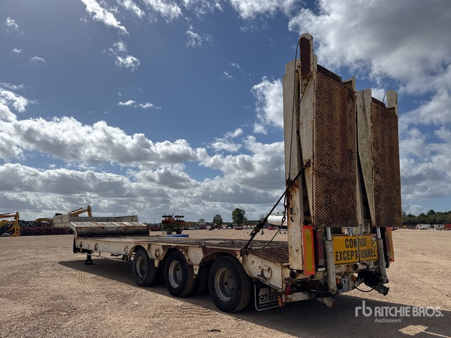 2007 Castera 3SS34T Tri/A Semi-Remorque Porte-Engin ... Lowboy Trailer - عربة منخفضة مسطحة نصف مقطورة: صورة 4 2007 Castera 3SS34T Tri/A Semi-Remorque Porte-Engin ... Lowboy Trailer - عربة منخفضة مسطحة نصف مقطورة: صورة 4