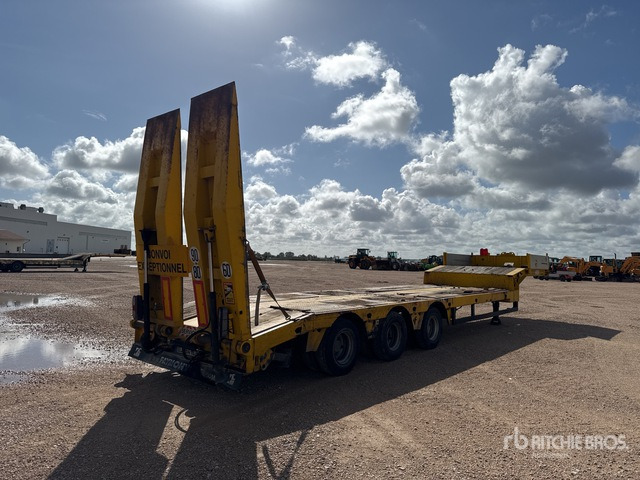 2007 Faymonville TL3GE Tri/A Semi-Remorque Porte-Engin ... Lowboy Trailer - عربة منخفضة مسطحة نصف مقطورة: صورة 4 2007 Faymonville TL3GE Tri/A Semi-Remorque Porte-Engin ... Lowboy Trailer - عربة منخفضة مسطحة نصف مقطورة: صورة 4