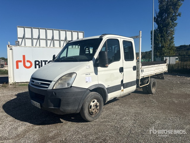 2007 Iveco 35C15 Crew Cab 4x2 Camion Benne Doubl ... S/A Dump Truck - قلاب صغير, الشاحنات الصغيرة كابينة مزدوجة: صورة 2 2007 Iveco 35C15 Crew Cab 4x2 Camion Benne Doubl ... S/A Dump Truck - قلاب صغير, الشاحنات الصغيرة كابينة مزدوجة: صورة 2
