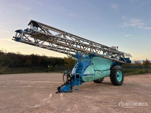2008 Berthoud Tenor 55-60 DP Tronic 42 m High Clearance Pulverisate ... Pull-Type Sprayer - بخاخ مقطورة: صورة 2 2008 Berthoud Tenor 55-60 DP Tronic 42 m High Clearance Pulverisate ... Pull-Type Sprayer - بخاخ مقطورة: صورة 2