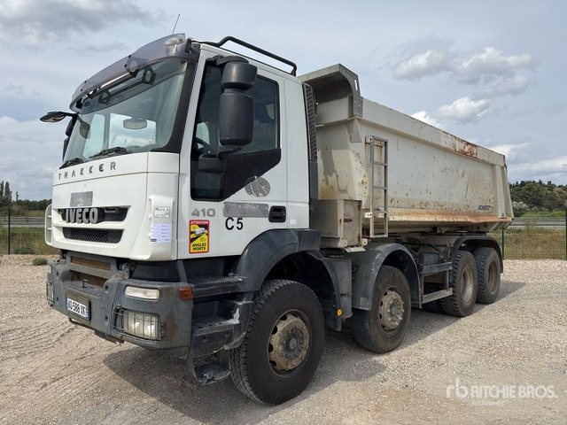 2008 Iveco Trakker 410 8x4 Camion Benne Tri/A Dump Truck - شاحنة قلاب: صورة 1 2008 Iveco Trakker 410 8x4 Camion Benne Tri/A Dump Truck - شاحنة قلاب: صورة 1