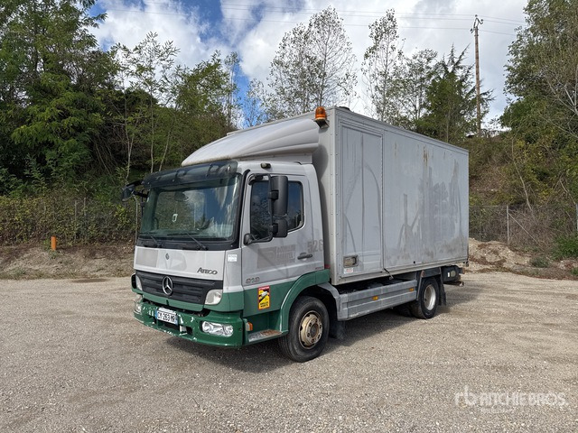 2008 Mercedes-Benz Atego 918 4x2 Camion Atelier Service Truck - شاحنة مقفلة: صورة 1 2008 Mercedes-Benz Atego 918 4x2 Camion Atelier Service Truck - شاحنة مقفلة: صورة 1