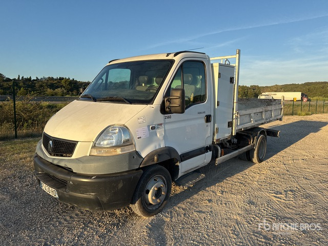 2008 Renault Mascott 130 dxi 4x2 Camion Benne Dump Truck: Light Duty - قلاب صغير: صورة 3 2008 Renault Mascott 130 dxi 4x2 Camion Benne Dump Truck: Light Duty - قلاب صغير: صورة 3