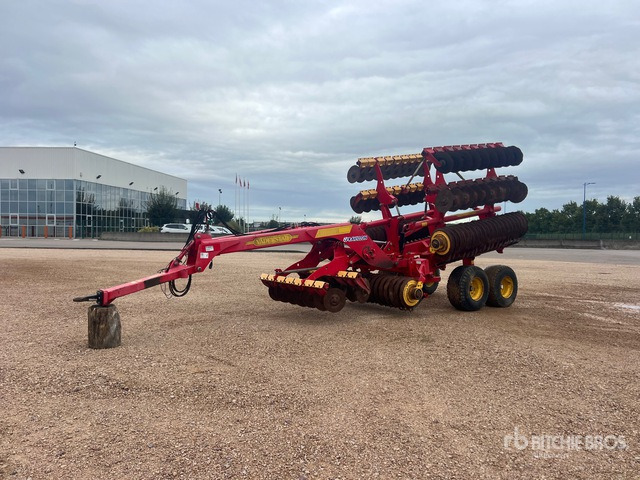 2009 Vaderstad Carrier 650 6.5 m Semi-Mount Dechaumeur A D ... Disc Harrow - قرص مسلفة: صورة 2 2009 Vaderstad Carrier 650 6.5 m Semi-Mount Dechaumeur A D ... Disc Harrow - قرص مسلفة: صورة 2