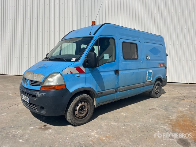 2010 Renault Master 100 L2H2 Vehicule Utilitaire Cargo Van - شاحنة التوصيل: صورة 2 2010 Renault Master 100 L2H2 Vehicule Utilitaire Cargo Van - شاحنة التوصيل: صورة 2