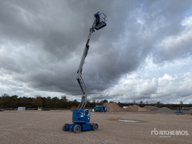 2012 Genie Z34/22N 2WD Electric Nacelle Articulee ... Articulating Boom Lift - شاحنة ذراع مفصلي: صورة 2 2012 Genie Z34/22N 2WD Electric Nacelle Articulee ... Articulating Boom Lift - شاحنة ذراع مفصلي: صورة 2