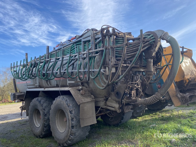 2012 Pichon TCI 18500 18500 L 15m Citerne A Lisier 2 ... Manure Tank - صهريج السماد السائل: صورة 1 2012 Pichon TCI 18500 18500 L 15m Citerne A Lisier 2 ... Manure Tank - صهريج السماد السائل: صورة 1